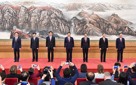 第十九屆中央政治局常委，三位具有法學(xué)背景！