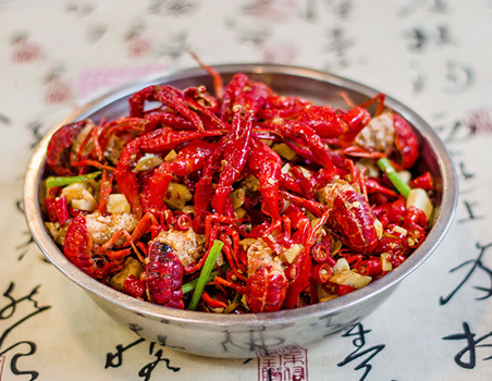 “地理標(biāo)志商標(biāo)+特色商品+精準(zhǔn)扶貧”模式，促進(jìn)中國品牌成長