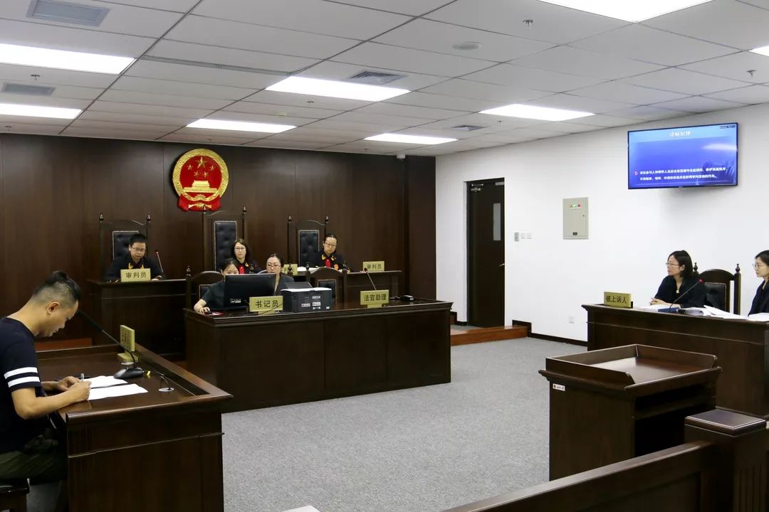 《唱吧炫舞》被訴侵害《QQ炫舞》商標權(quán)，《唱吧炫舞》不服提起上訴
