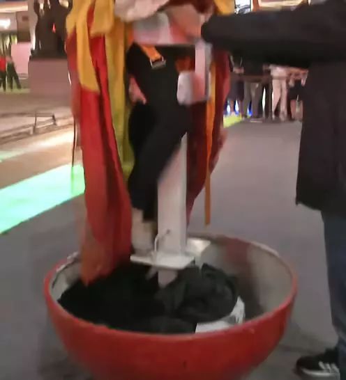 “不倒翁小姐姐”火了！你知道她背后的那些發(fā)明嗎？