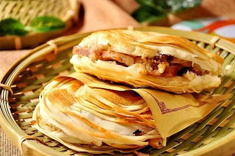 潼關(guān)肉夾饃協(xié)會(huì)道歉：我們深感自責(zé)，立即停止對(duì)全國(guó)經(jīng)營(yíng)者的維權(quán)