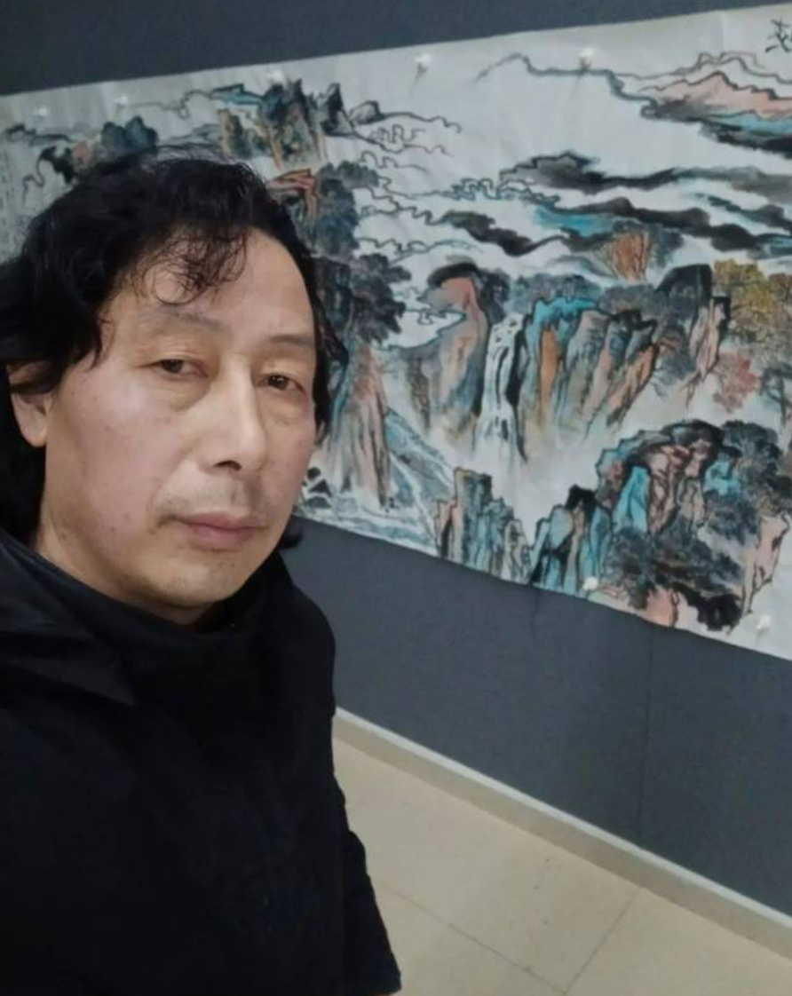 山河藏筆下，壯志隱帛中—— 書(shū)畫(huà)名家戴俠寫(xiě)意山水作品欣賞